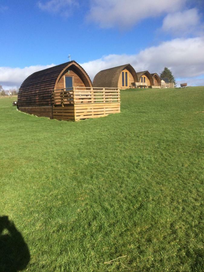 Loch Shin Glamping Pods Villa Лейрг Екстериор снимка