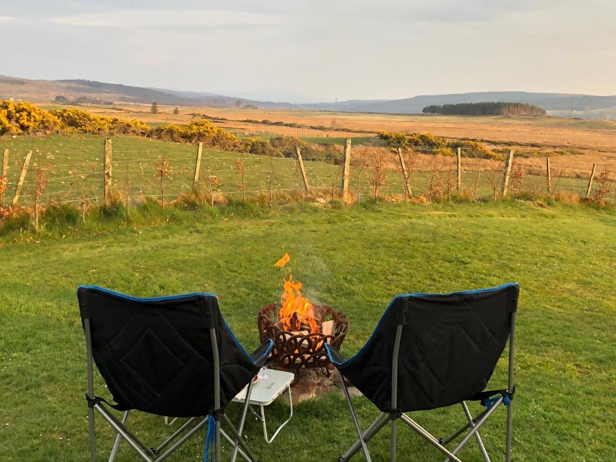 Loch Shin Glamping Pods Villa Лейрг Екстериор снимка